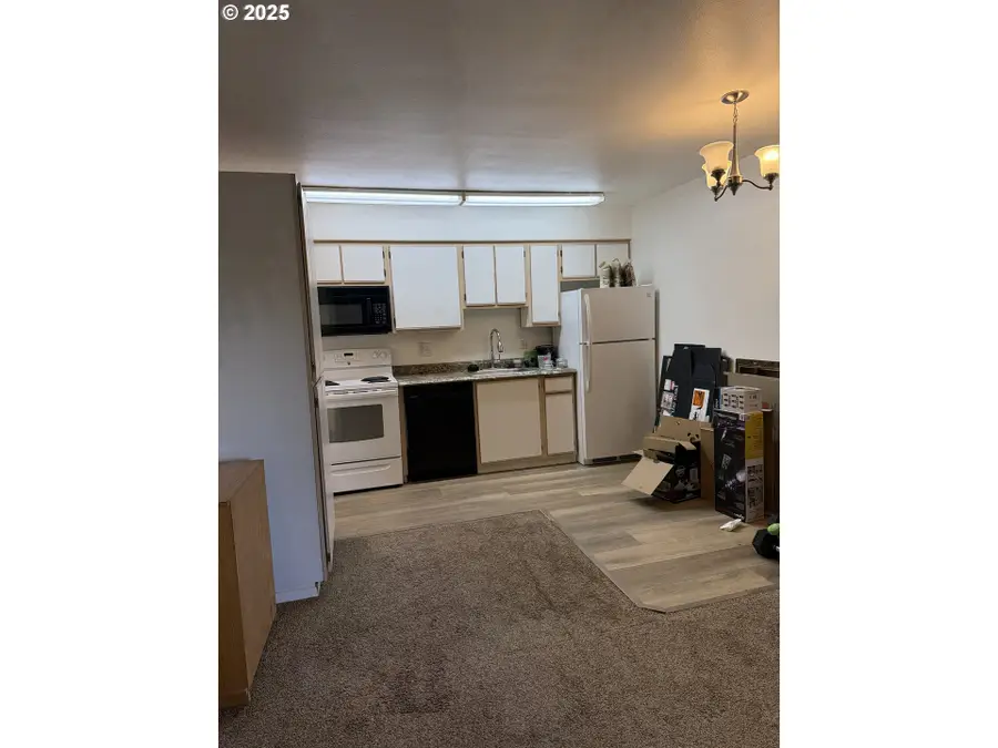 10345 NE Clackamas St #22, Portland, OR 97220 - Image #3
