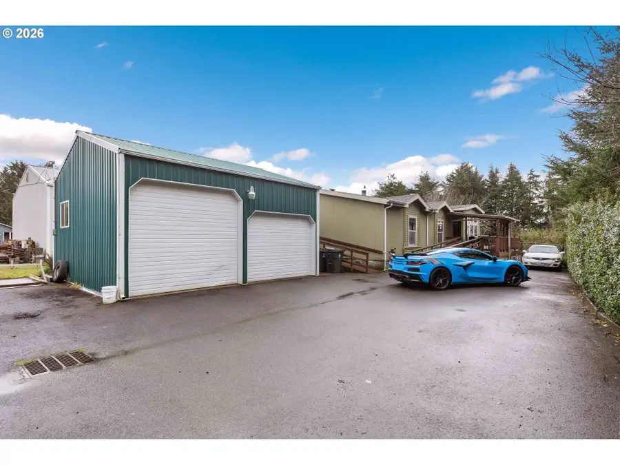 63255 Sunrise Rd, Coos Bay, OR 97420 - #3