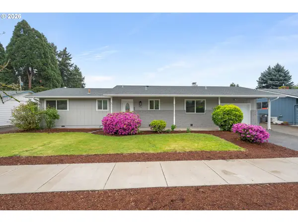 2463 Moore St, Eugene, OR 97404