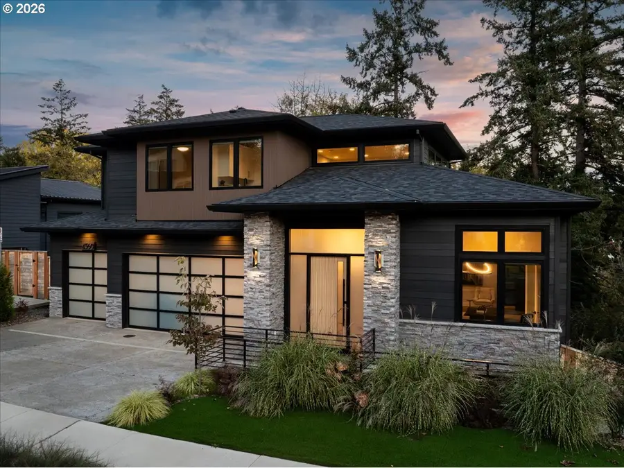 4560 SW 59th Ave, Portland, OR 97211 - #2