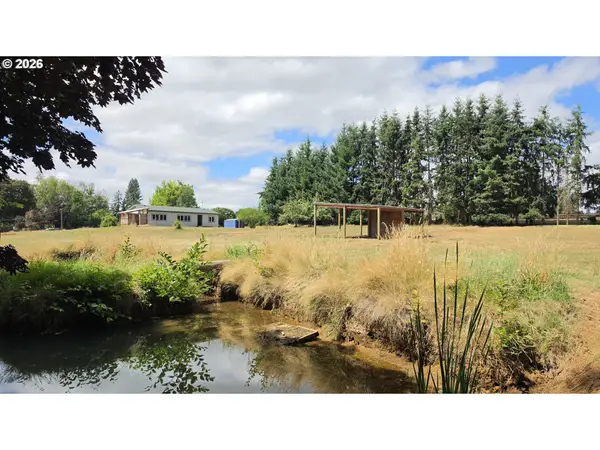 34125 E Lacomb Rd, Lebanon, OR 97355