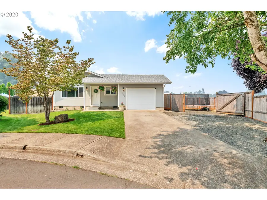 160 Saxon Pl, Junction City, OR 97448 - #2