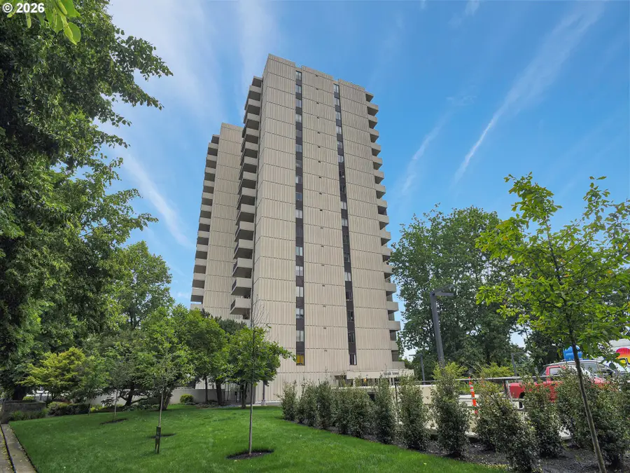 2211 SW 1st Ave #1104, Portland, OR 97201 - #2