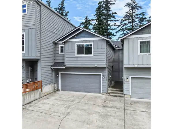 1262 SE Windsong Dr, CascadeLocks, OR 97014