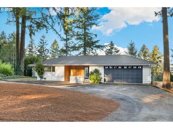 2041 Marylhurst Dr, WestLinn, OR 97068