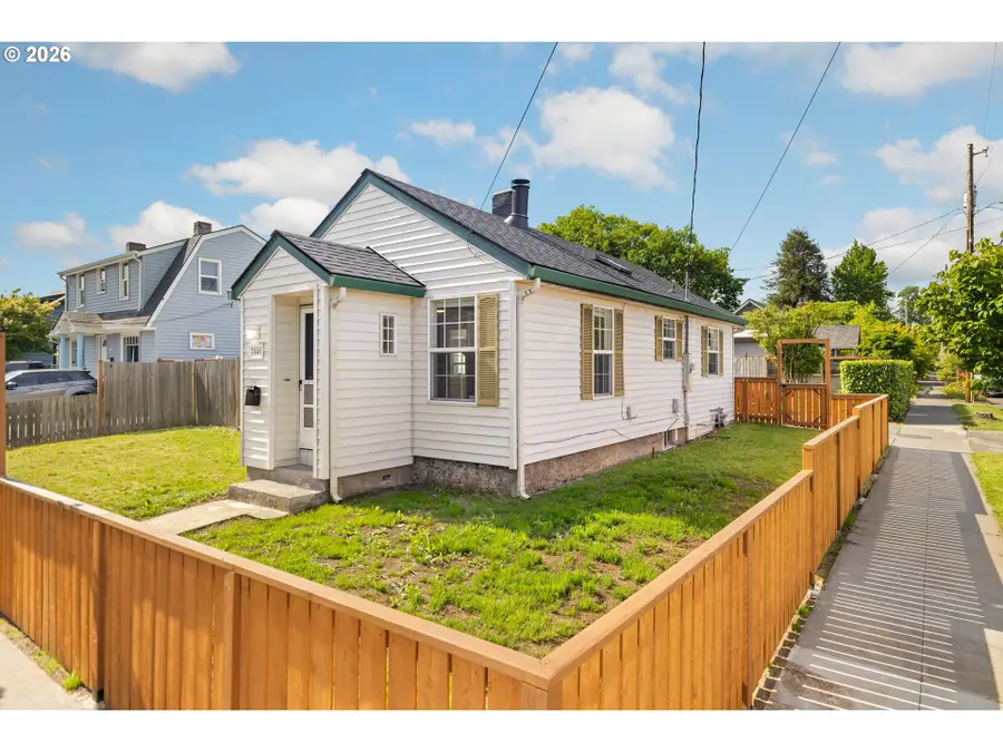 7040 N Lombard St, Portland, OR 97203 - #2