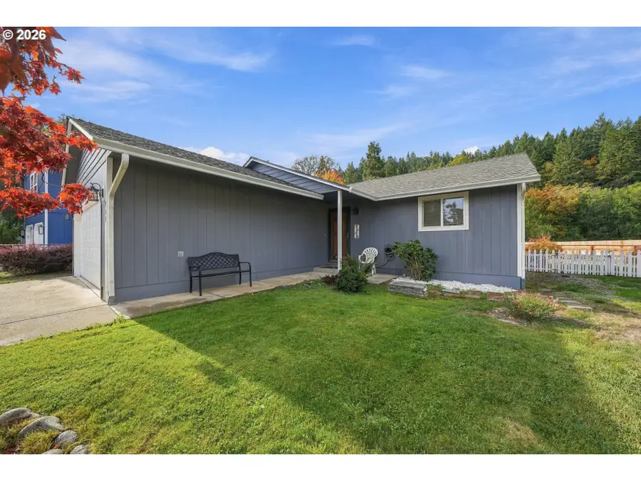 270 SE Wildwood Way, Myrtle Creek, OR 97457 - #3