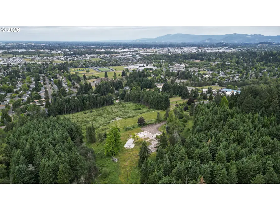 2400 S Louis Ln, Eugene, OR 97405 - #3