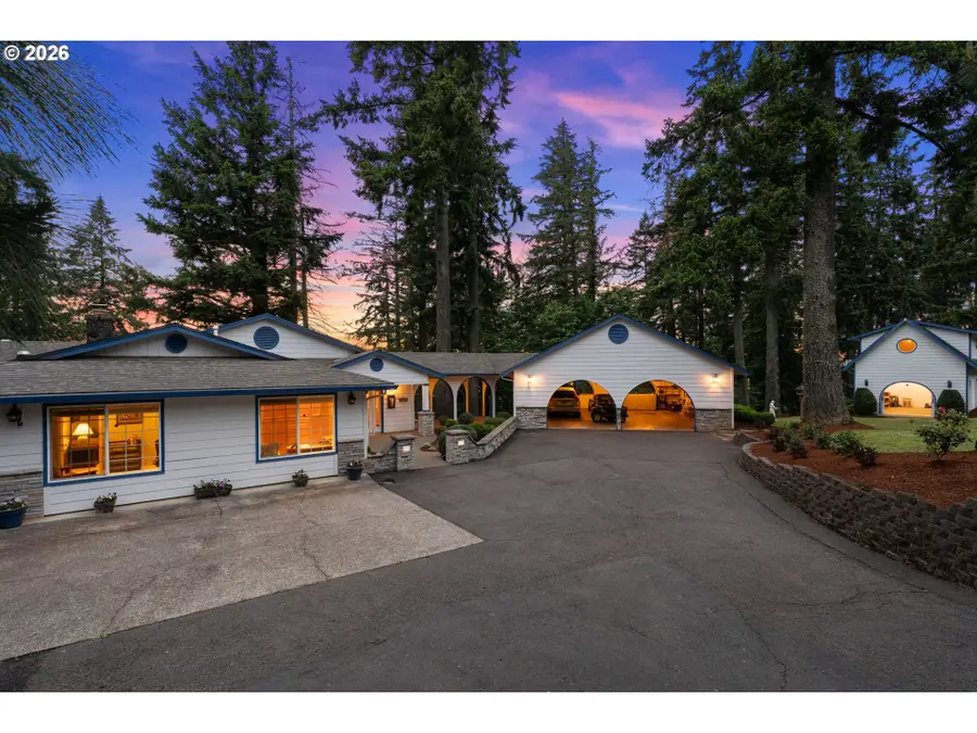 4259 Amber Ct, Silverton, OR 97381 - #2