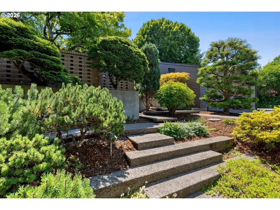 999 NE 169th Dr, Portland, OR 97230 - #2