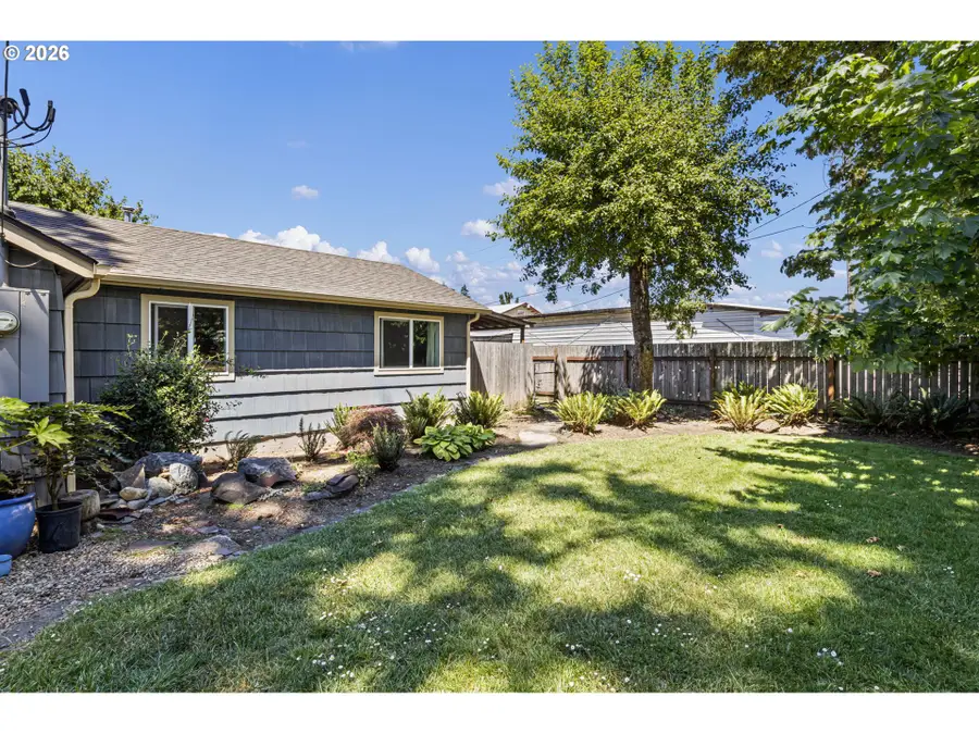 79114 N River Rd, Cottage Grove, OR 97424 - #2