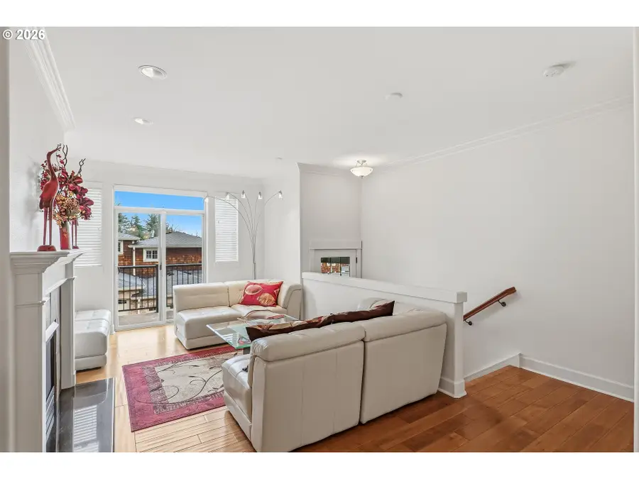 1618 SW 58th Ave #8, Portland, OR 97221 - #3