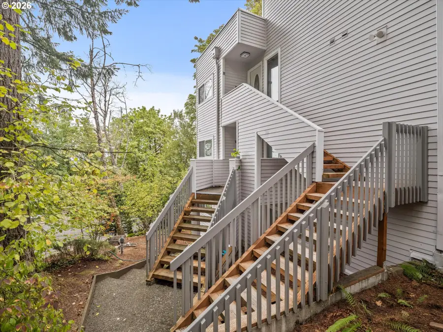 48 Eagle Crest Dr #1A, Lake Oswego, OR 97035 - #2