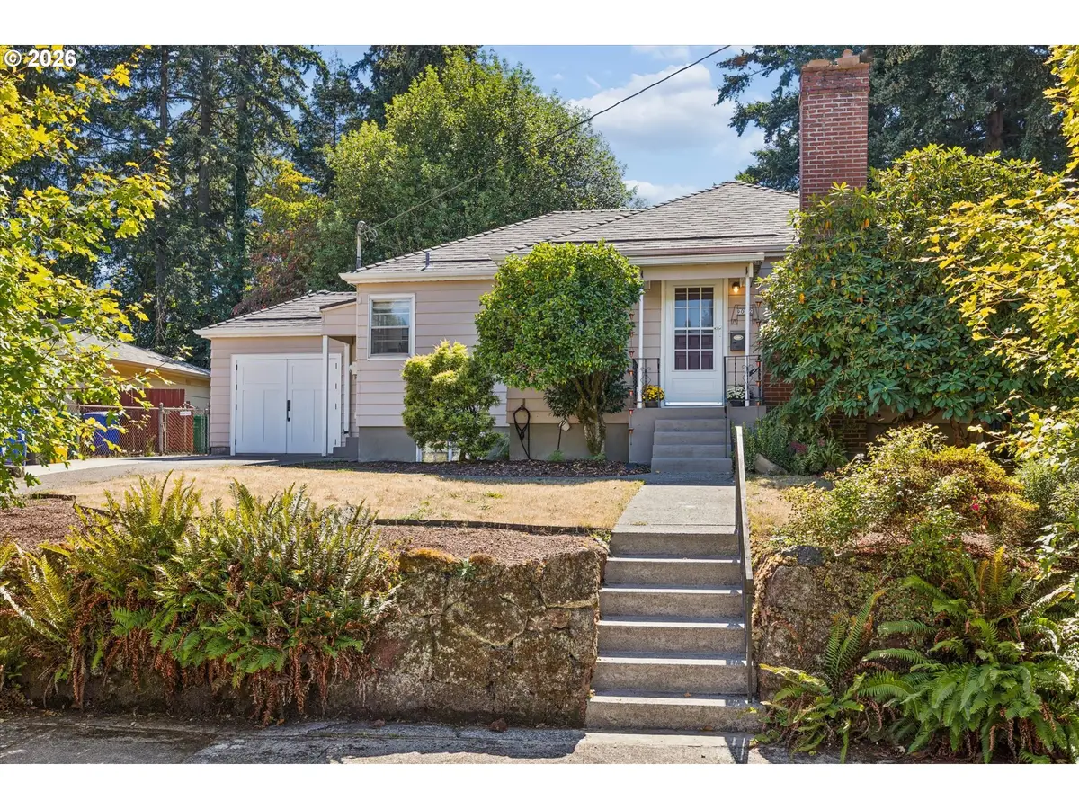 9032 NE Broadway, Portland, OR 97220 - #1