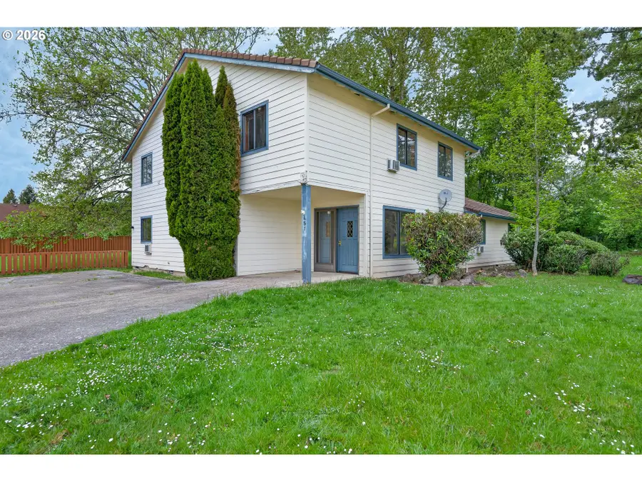 451 NW Hill Rd, McMinnville, OR 97128 - #2