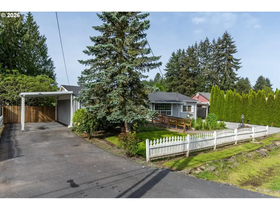 3425 Pennsylvania St, Longview, WA 98632 - #2