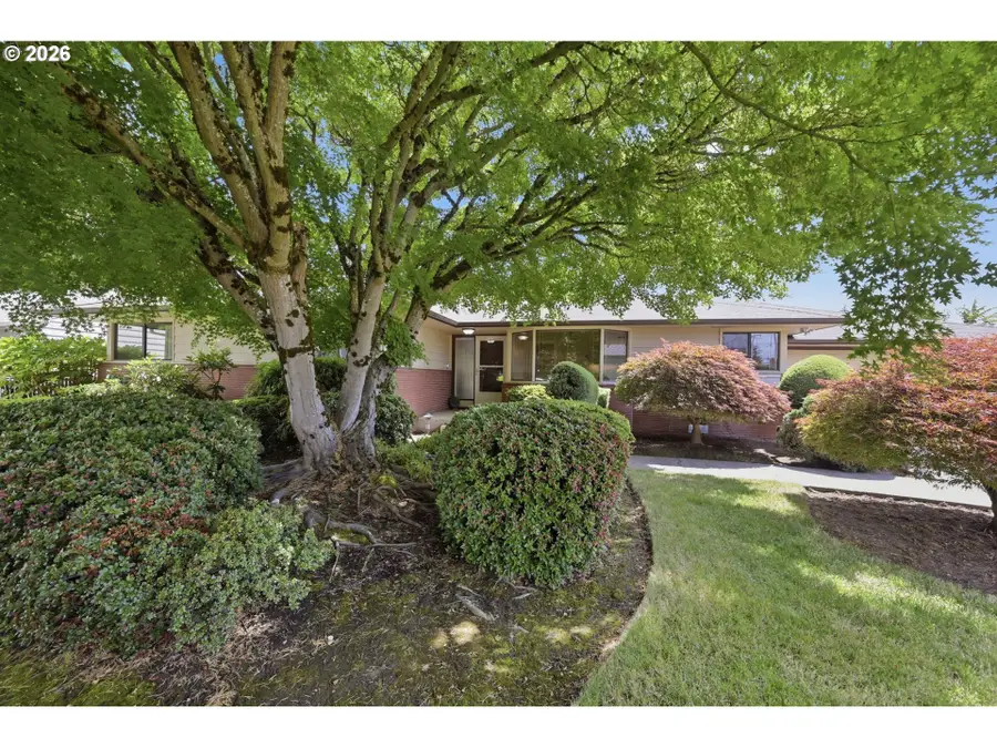 825 Louis St, Eugene, OR 97402 - #3