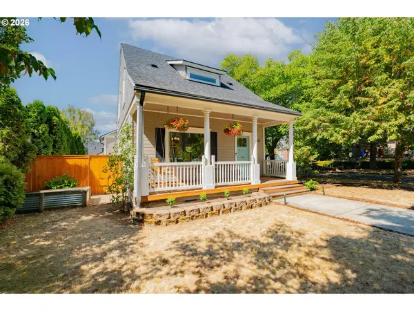 2420 D St, Vancouver, WA 98663