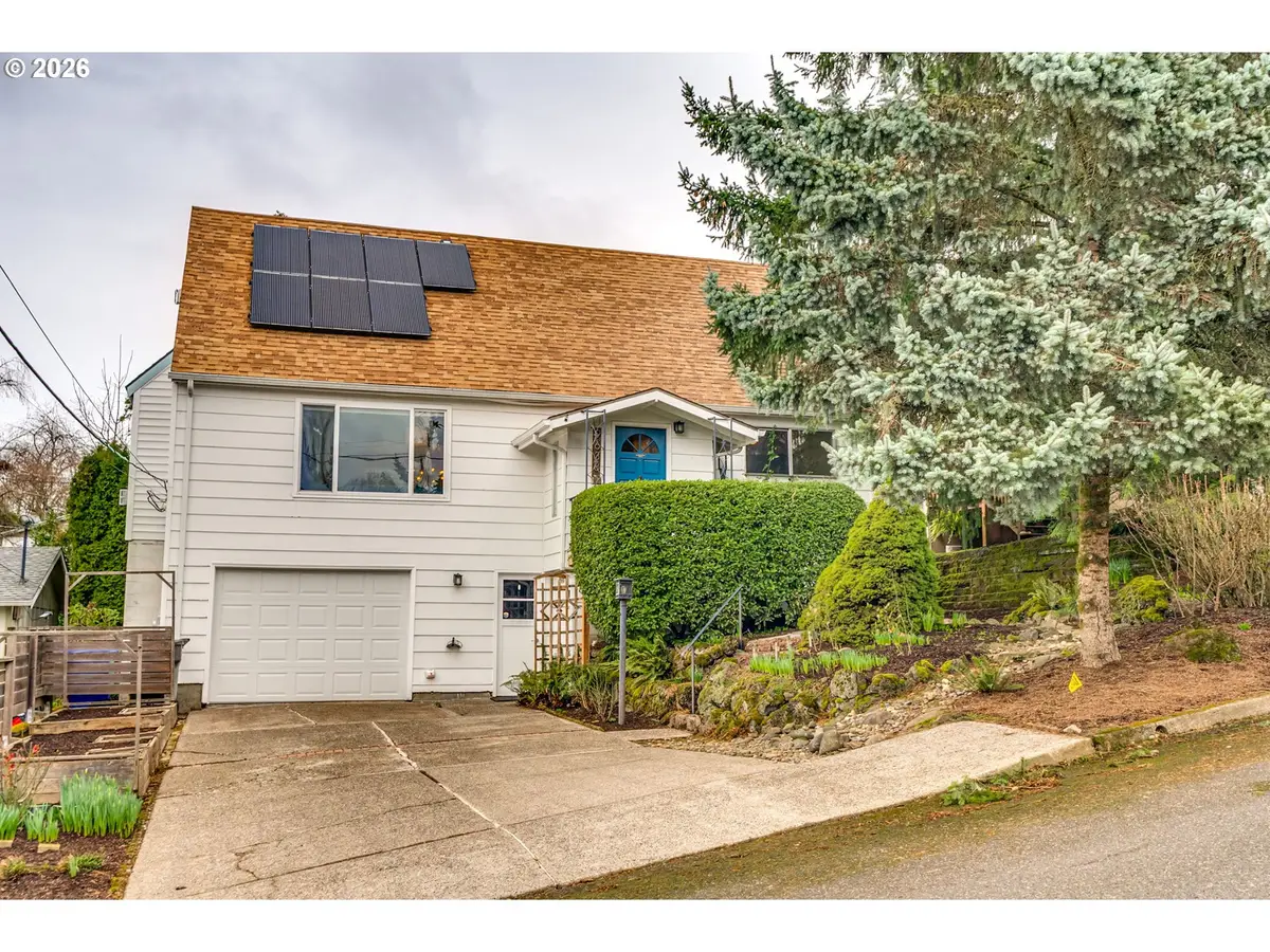 9638 SW 50th Ave, Portland, OR 97219 - #1