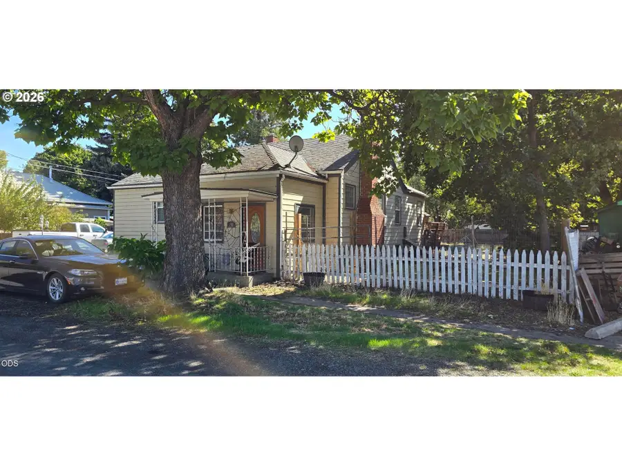 156 E Ash St, Union, OR 97883 - #2