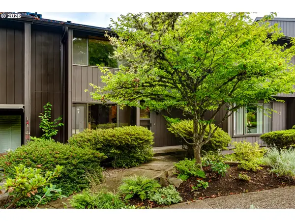 127 Westbrook Way, Eugene, OR 97405
