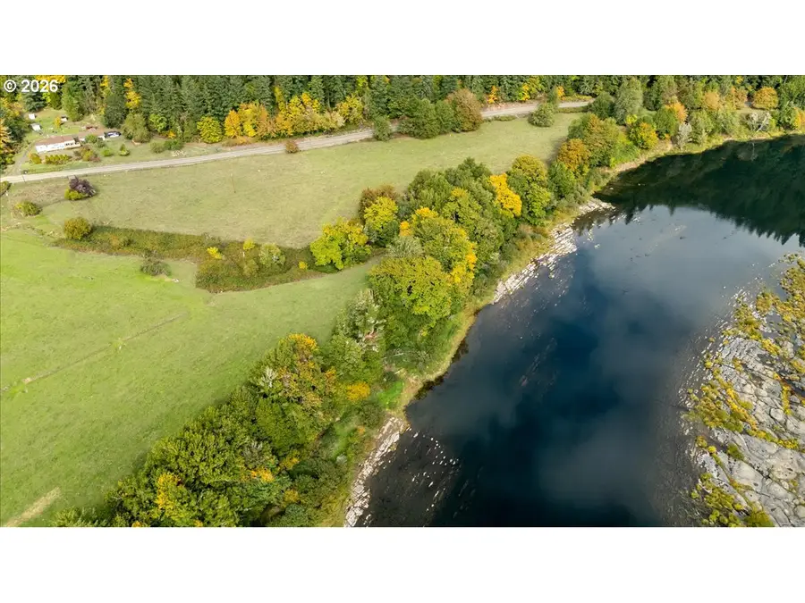 2277 Cougar Creek Rd, Oakland, OR 97462 - #2