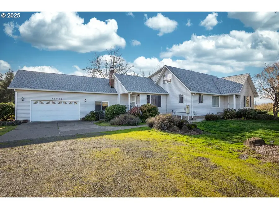 23990 SW Tile Flat Rd, Hillsboro, OR 97123 - Image #2
