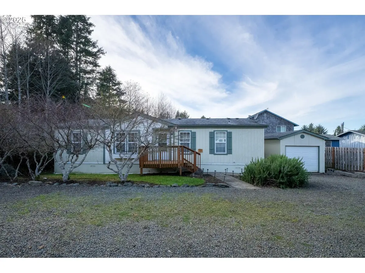 131 S Palisades St, Rockaway Beach, OR 97136 - Image #1