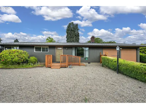 2936 Game Farm Rd, Springfield, OR 97477