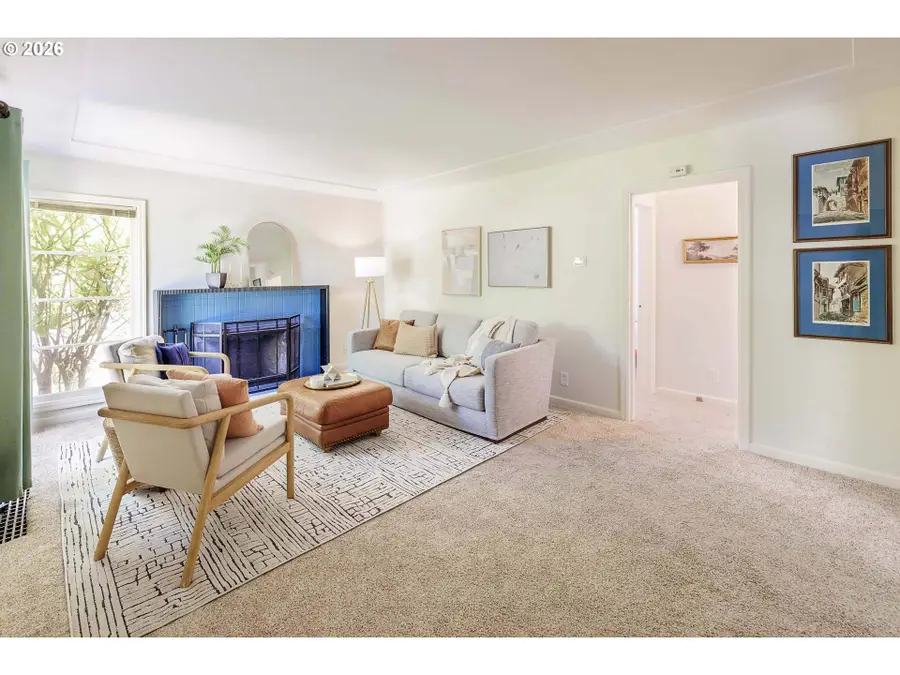 2530 SW Nevada Ct, Portland, OR 97219 - #3