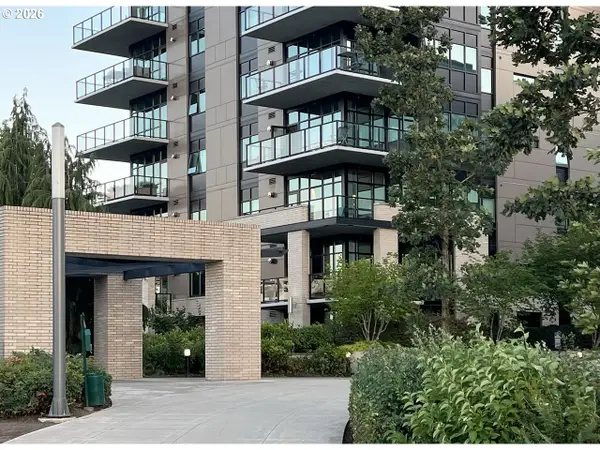 1830 NW Riverscape St #106, Portland, OR 97209