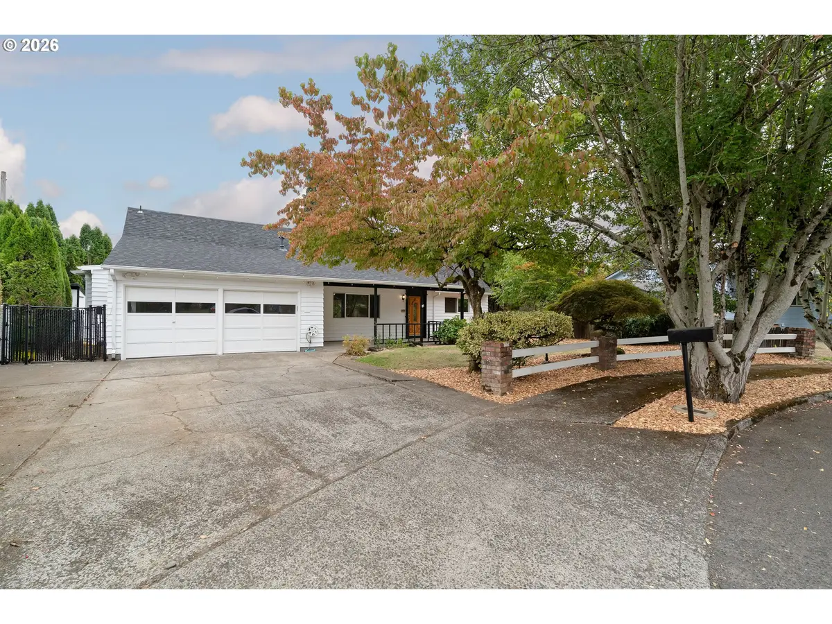 17123 SE Rhone St, Portland, OR 97236 - #1