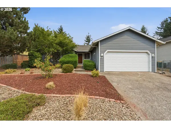 215 SW 22nd St, Troutdale, OR 97060