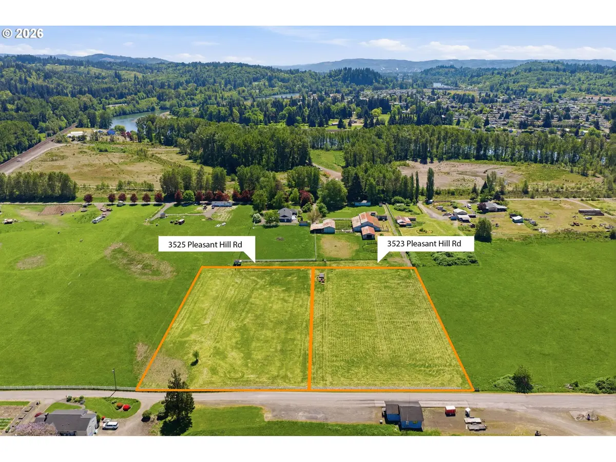 3523 Pleasant Hill Rd, Kelso, WA 98626 - #1