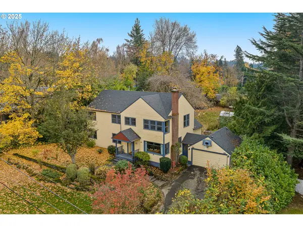 5960 SW Brugger St, Portland, OR 97219