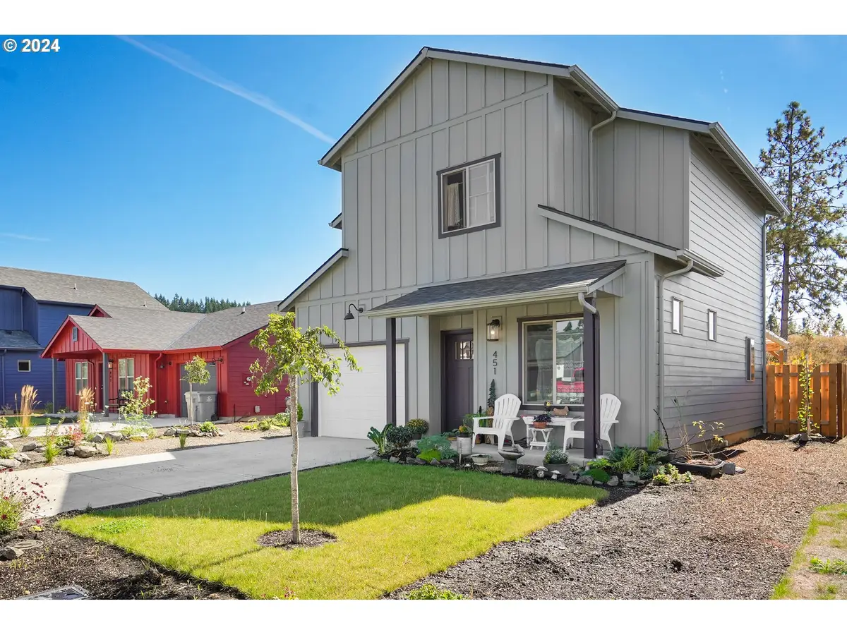 451 SW Rose Ave, Dallas, OR 97338 - #1