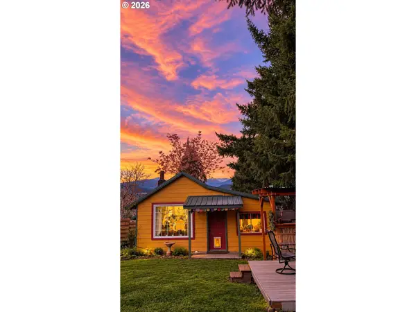 824 Cascade Ave, HoodRiver, OR 97031