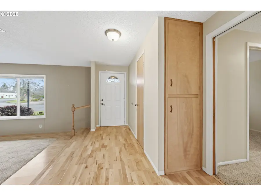 1890 Taylor St, Eugene, OR 97405 - Image #3