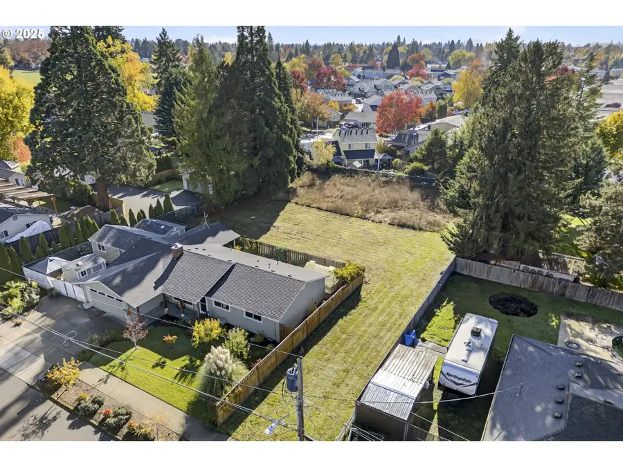 514 E Melody Ln, Newberg, OR 97132 - Image #3