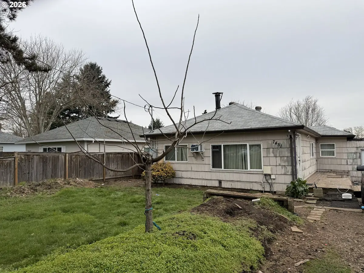 7451 SE Johnson St, Hillsboro, OR 97123 - Image #1