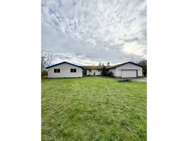 7295 NW Poverty Bend Rd, McMinnville, OR 97128