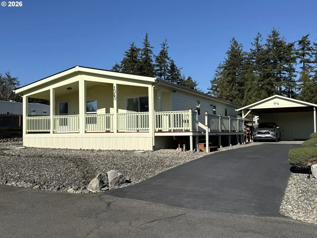 3050 Knott Ter, Coos Bay, OR 97420 - Image #1