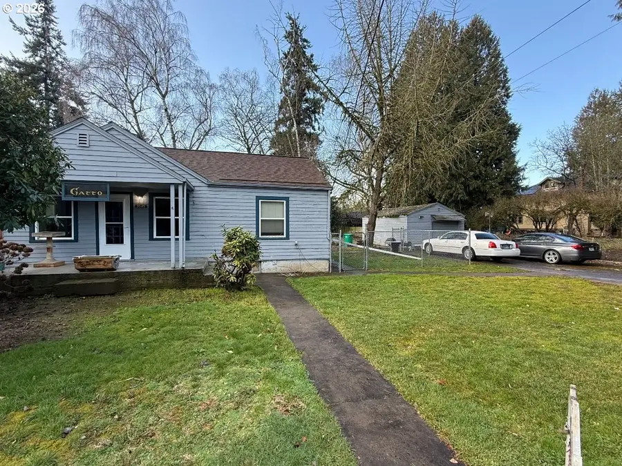 9545 SE 42nd Ave, Milwaukie, OR 97222 - Image #2