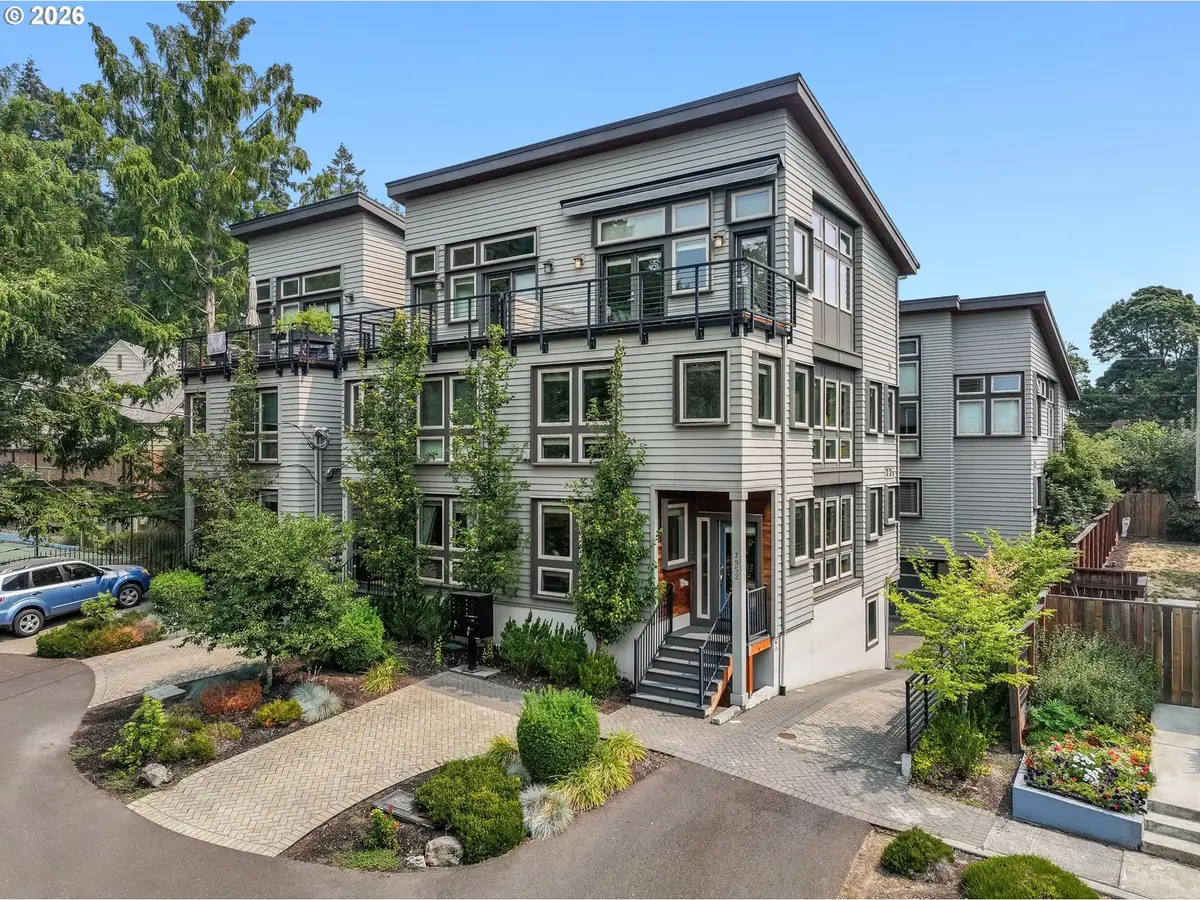 7952 SE 6th Ave #3, Portland, OR 97202 - #1