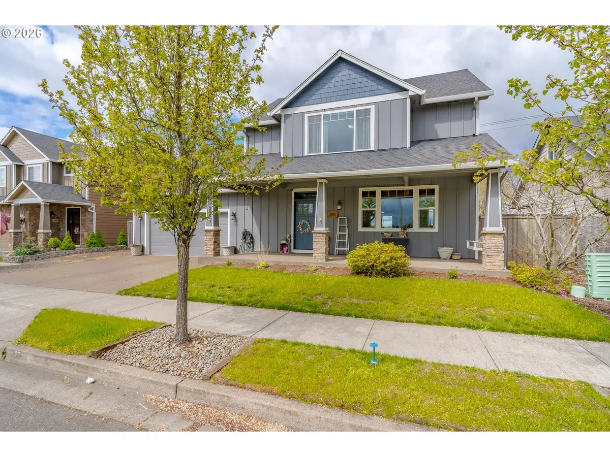 905 Pintail St, Silverton, OR 97381 - #1