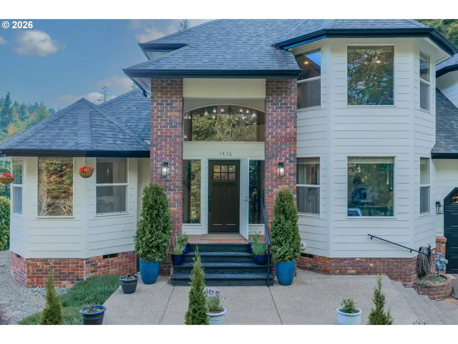 1476 W 14th Pl, Coquille, OR 97423 - #2