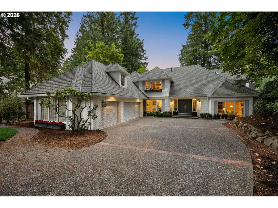 711 Kenola Ct, Lake Oswego, OR 97034 - #2