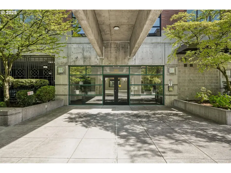 300 W 8th St #206, Vancouver, WA 98660 - Image #3