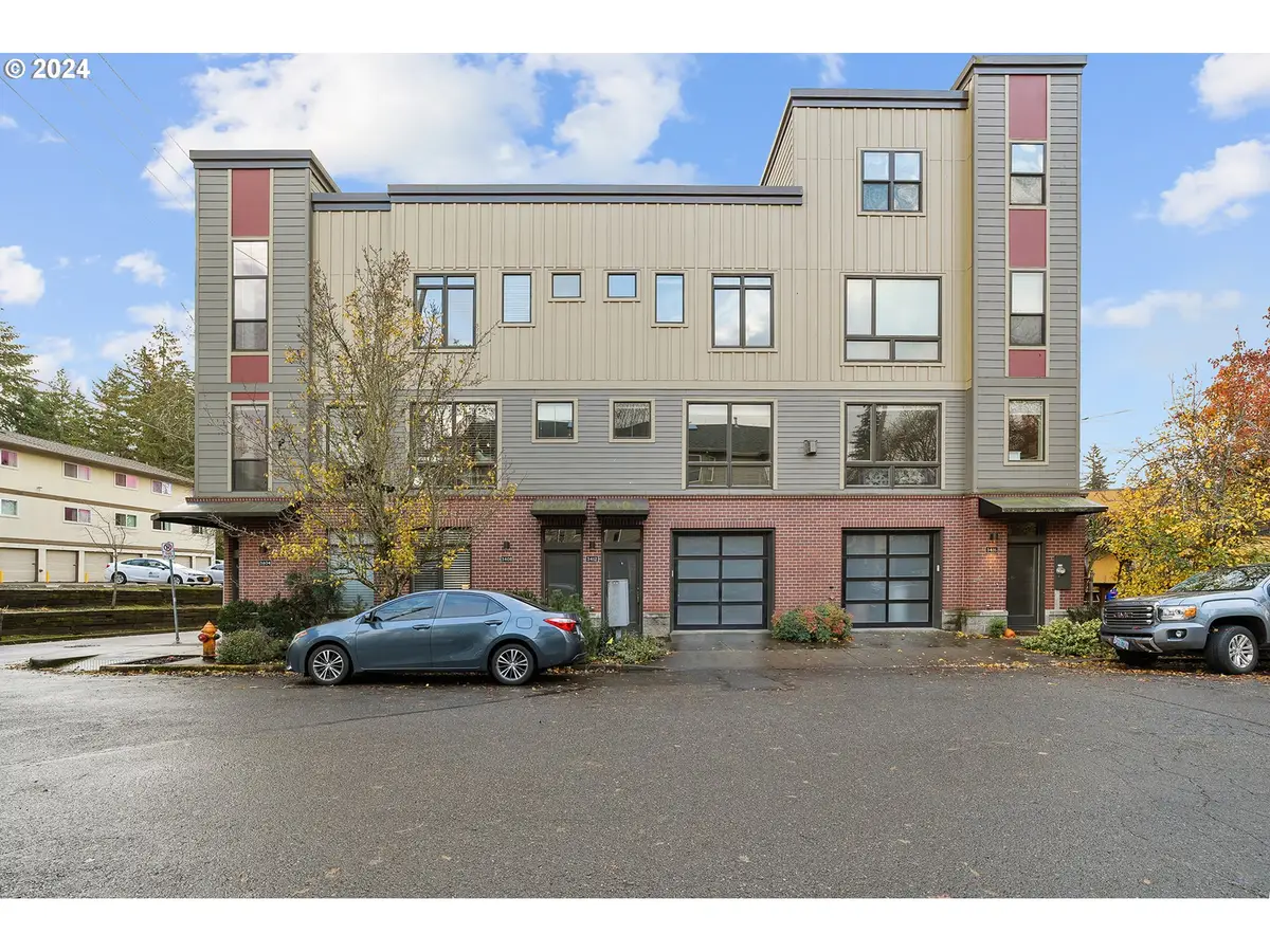 3412 SW Moss St, Portland, OR 97219 - #1