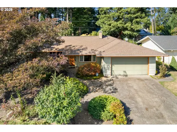 16325 NE Hoyt St, Portland, OR 97230